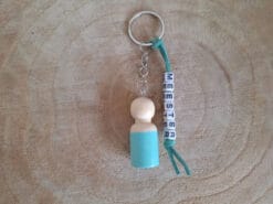 sleutelhanger meester lichtblauw. Hiermee maak je elke meester of leraar erg blij.