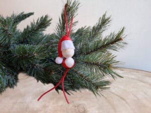 De kersthanger Kerstman maakt je boom compleet