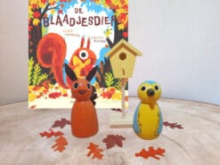Met de peg dolls van de blaadjesdief kun je zelf het hele verhaal spelen.